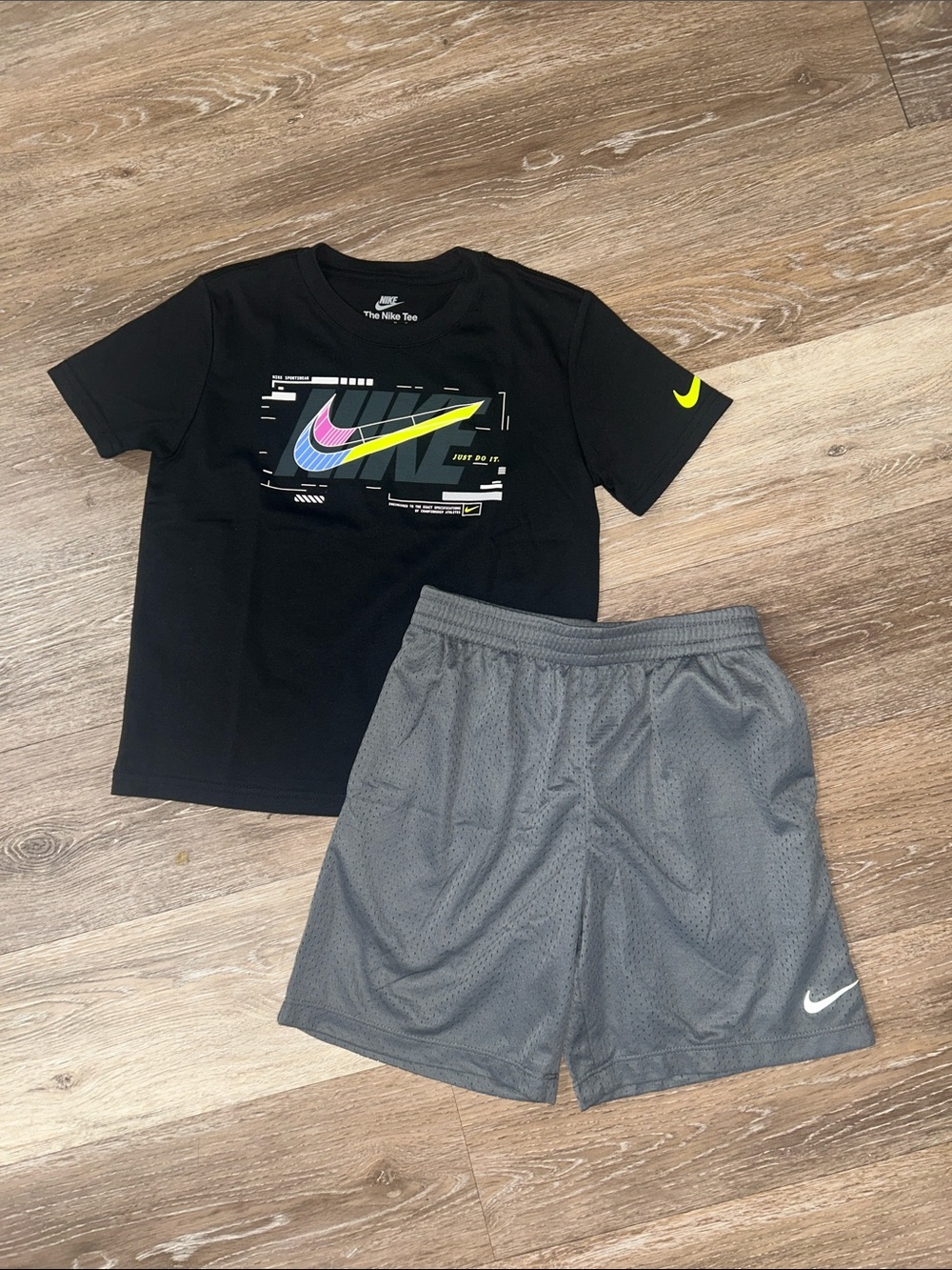 NEW Nike Kids' Black Short Sleeve Tee with Multicolor Swoosh